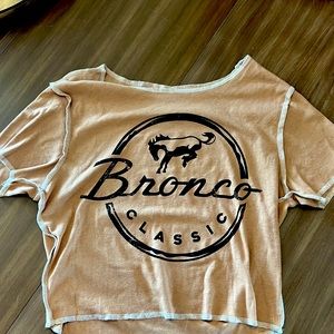 Ford Bronco Crop Size L